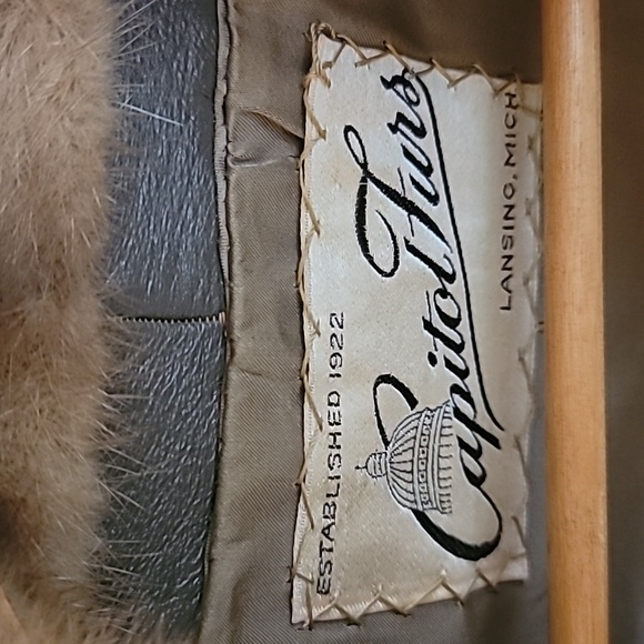 Vintage Mink Coat - Picture 4 of 9